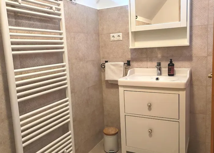 Emese צ'רסגטומאי